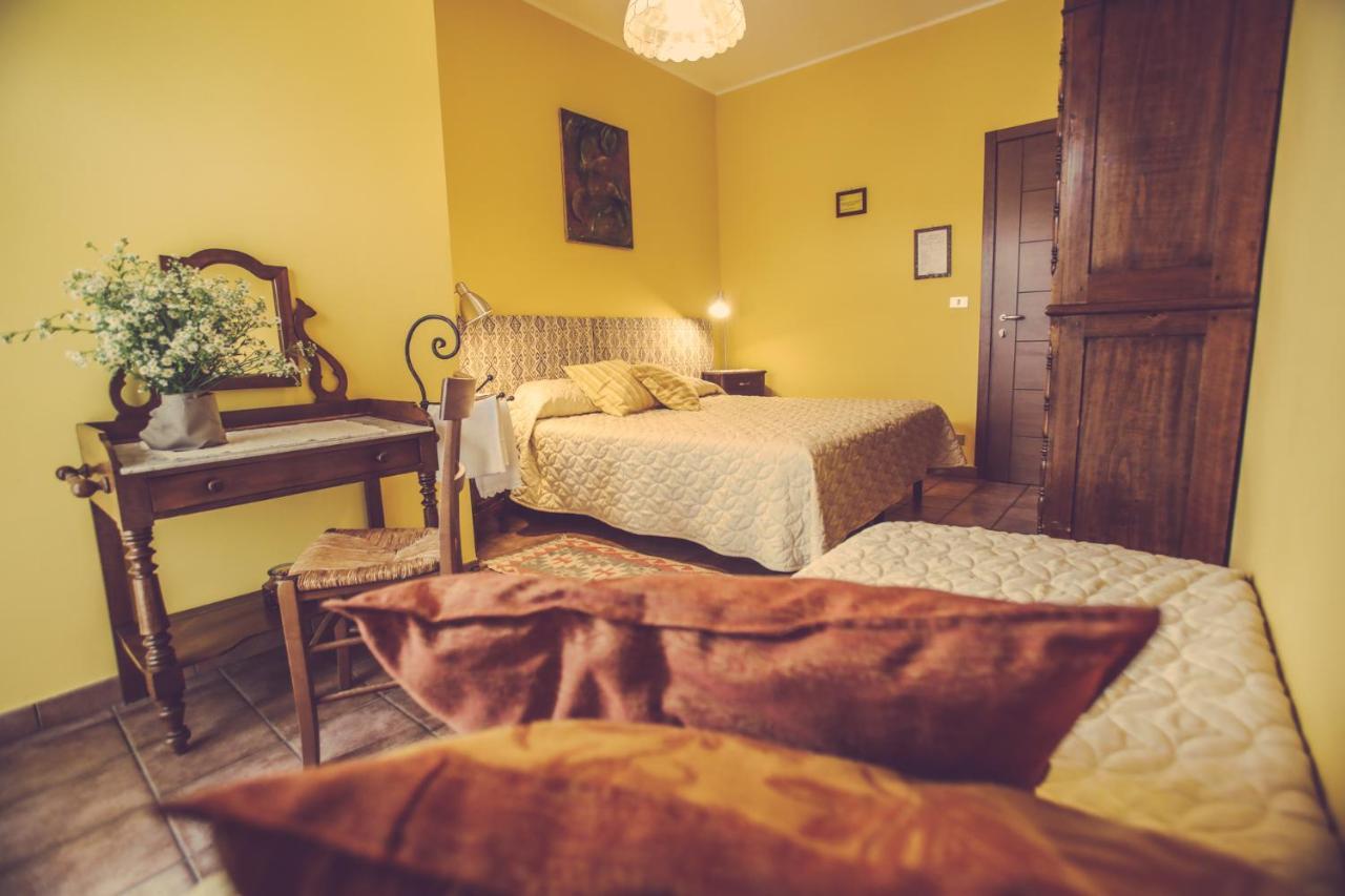 Agriturismo I Suri Asti Exteriör bild