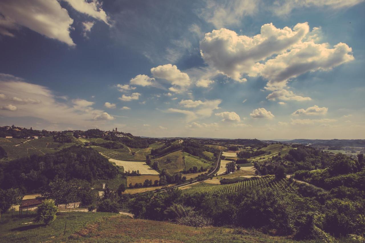 Agriturismo I Suri Asti Exteriör bild